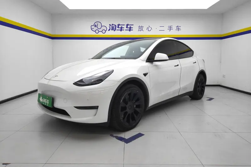Tesla Model Y, 2021