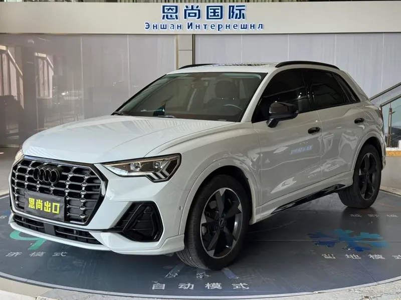 Audi Q3, 2022