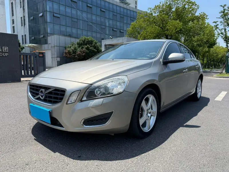 Volvo S60 (Import), 2013