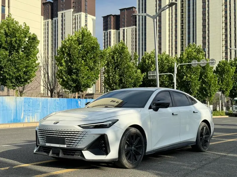 Changan UNI-V, 2023