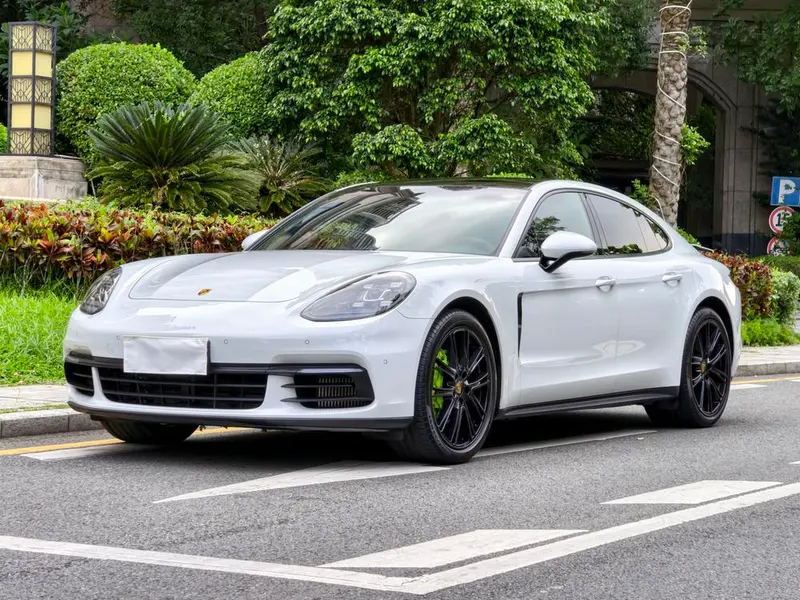Porsche Panamera, 2019