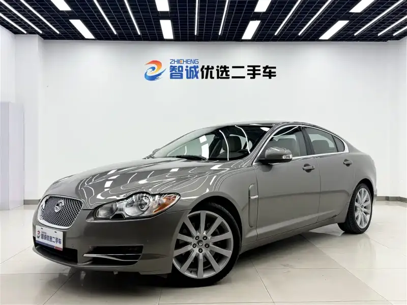 Jaguar XF, 2008