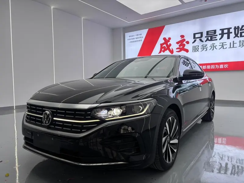Volkswagen Passat, 2022