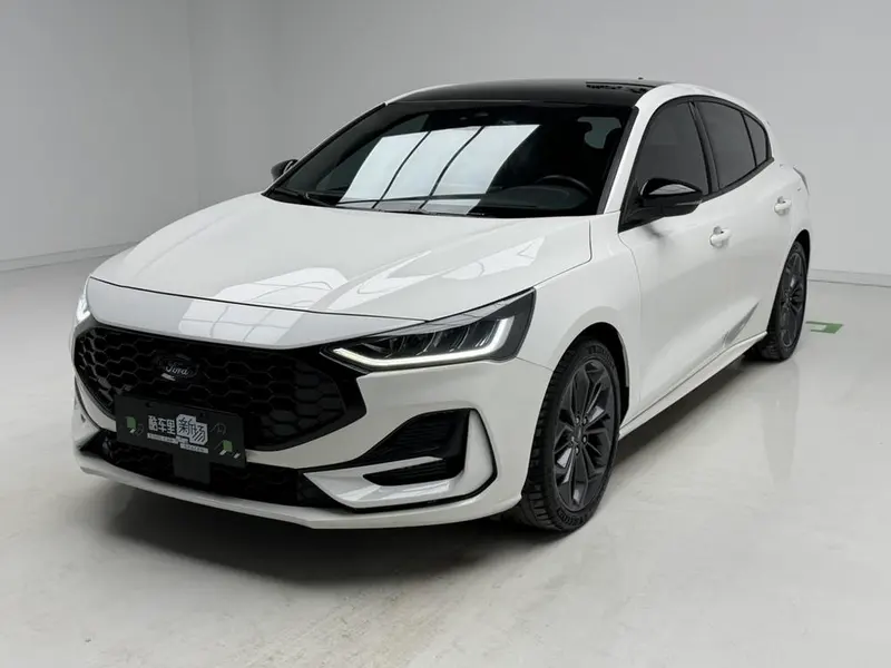Ford Focus, 2022
