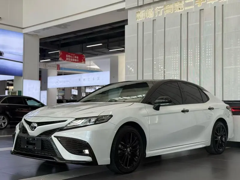 Toyota Camry, 2023
