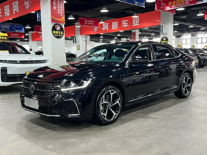 Volkswagen Passat, 2025