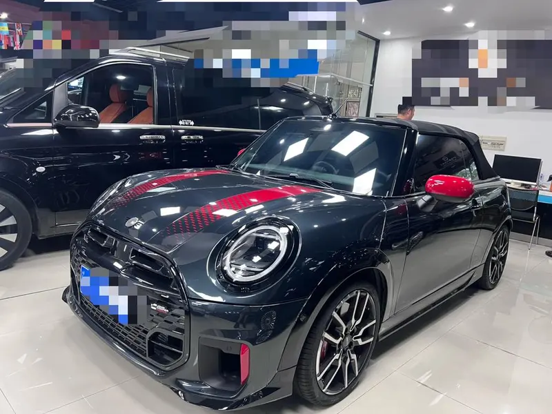 MINI JCW, 2025