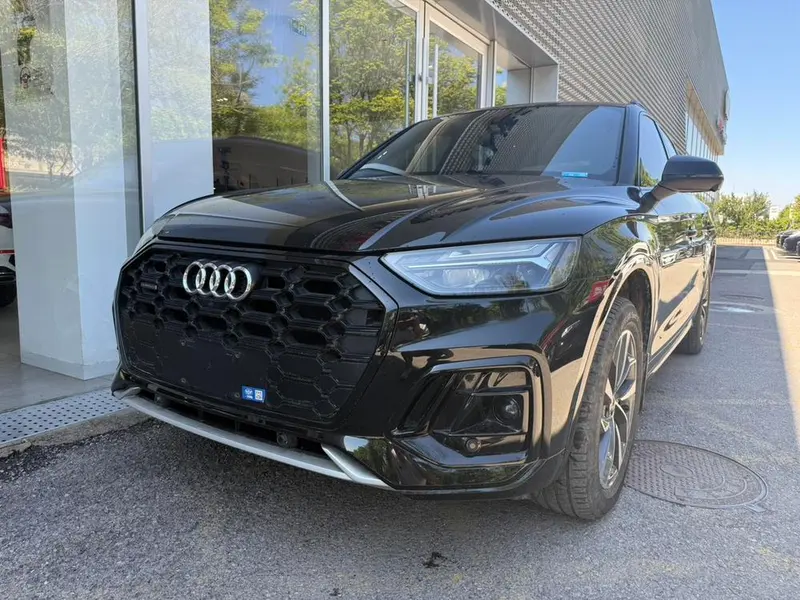 Audi Q5L, 2024