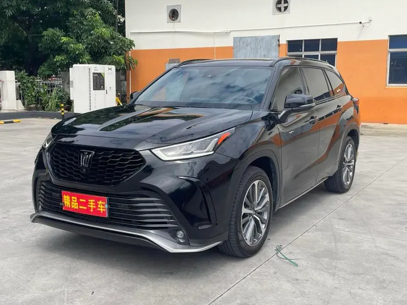 Toyota Crown Kluger, 2024