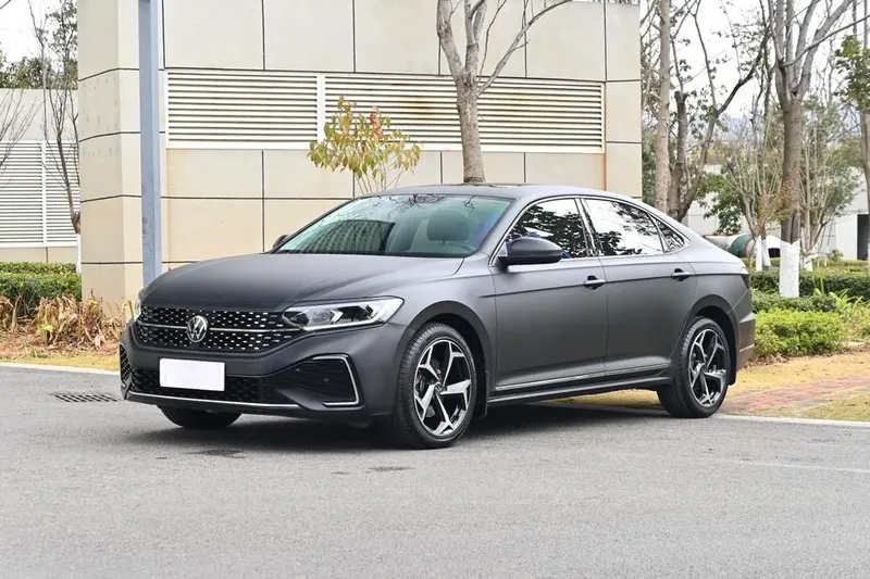Volkswagen Passat, 2024