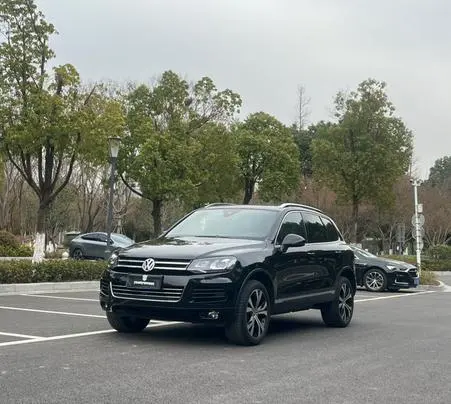 Volkswagen Touareg, 2014