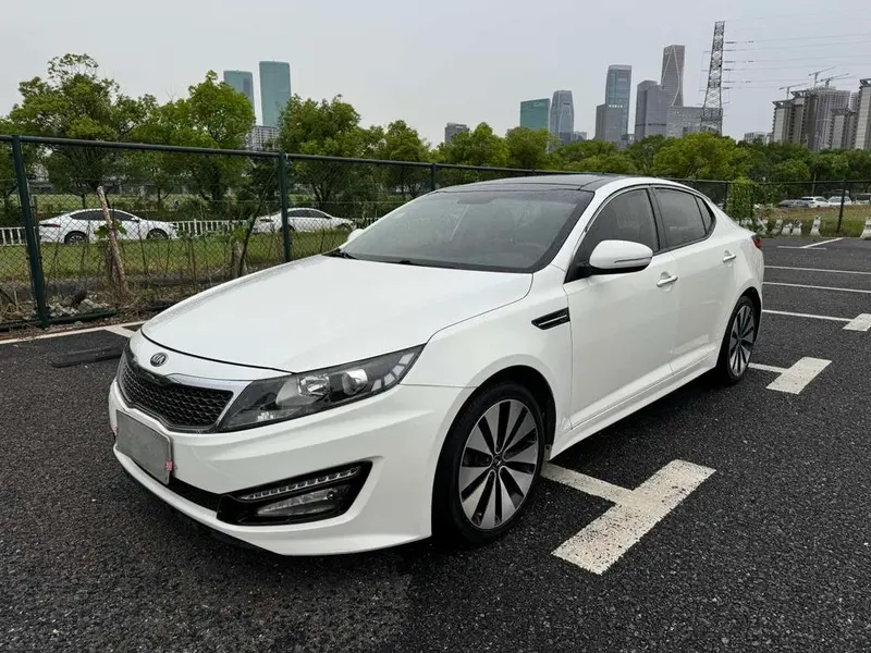 Kia K5, 2012