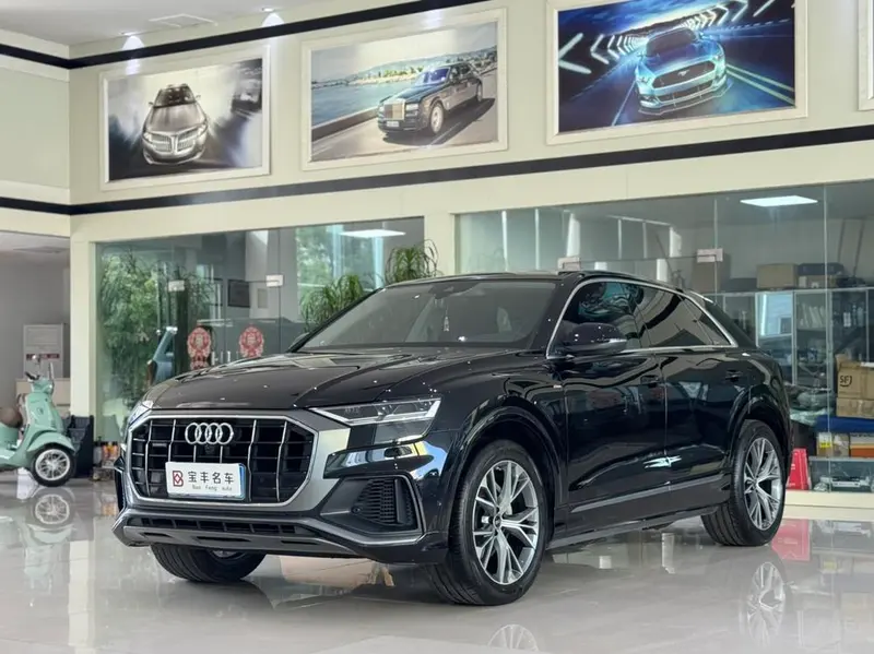 Audi Q8, 2021