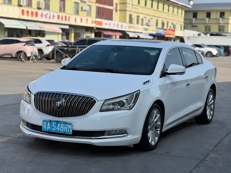 Buick LaCrosse, 2013