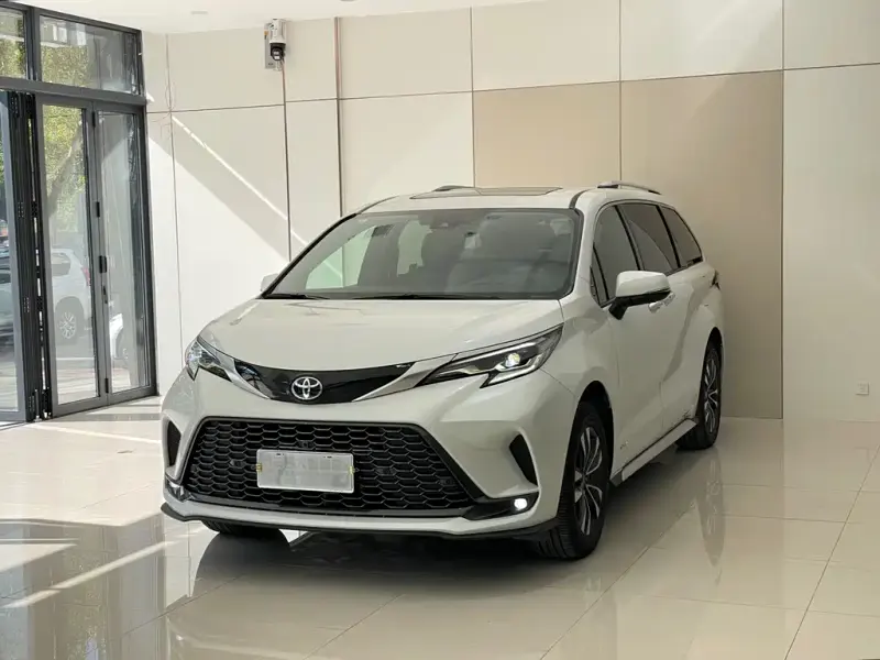 Toyota Granvia, 2025