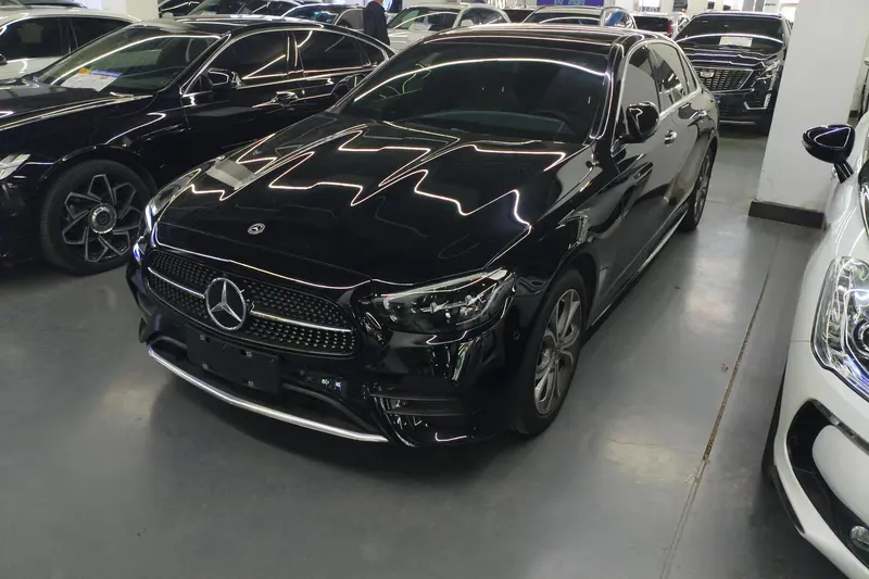 Mercedes-Benz E-Class, 2022