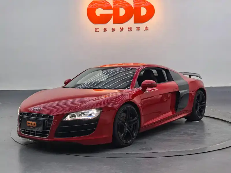 Audi R8, 2011