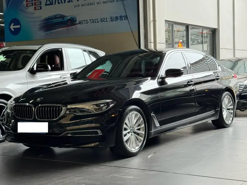 BMW 5-Series, 2019