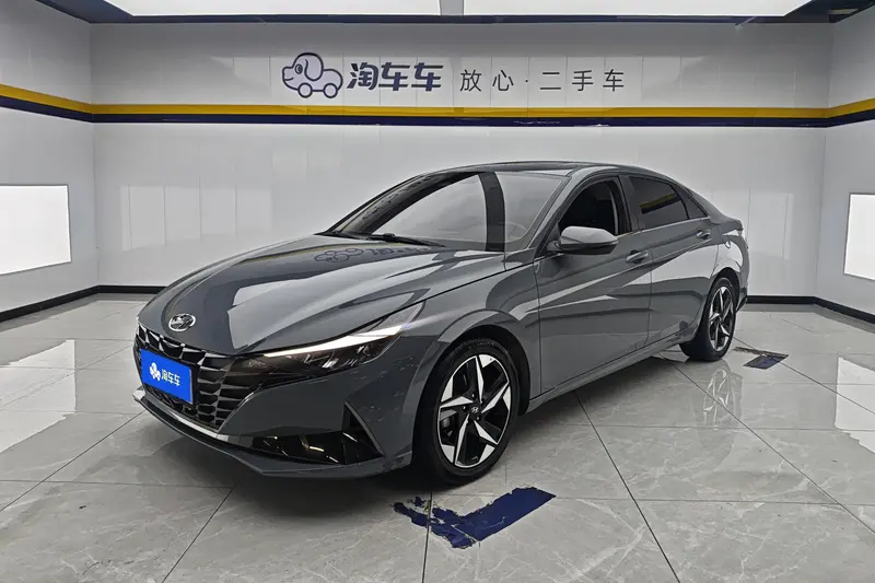 Hyundai Elantra, 2021