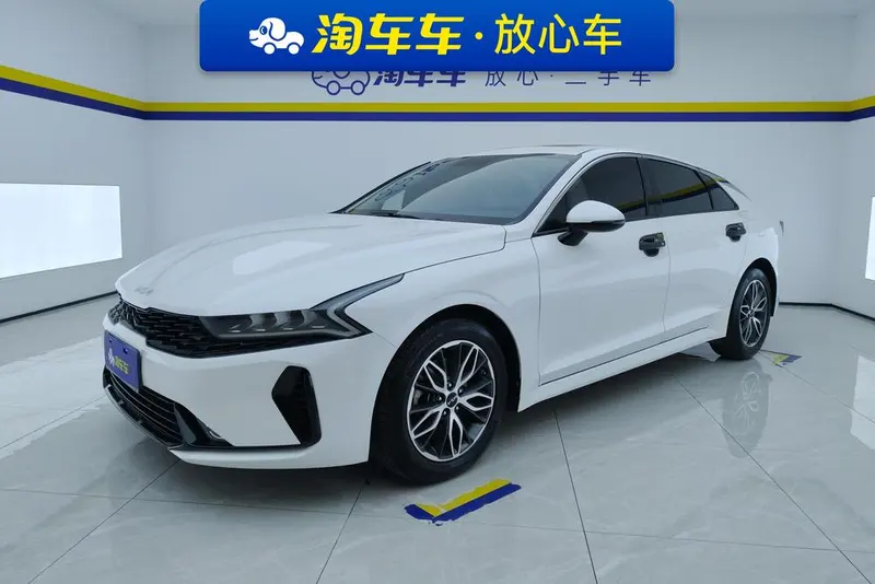 Kia K5, 2021