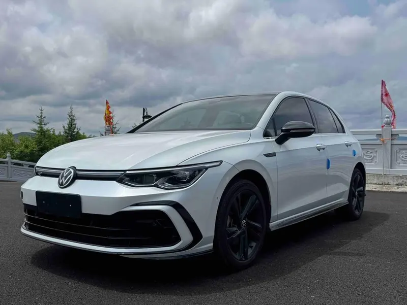 Volkswagen Golf, 2021