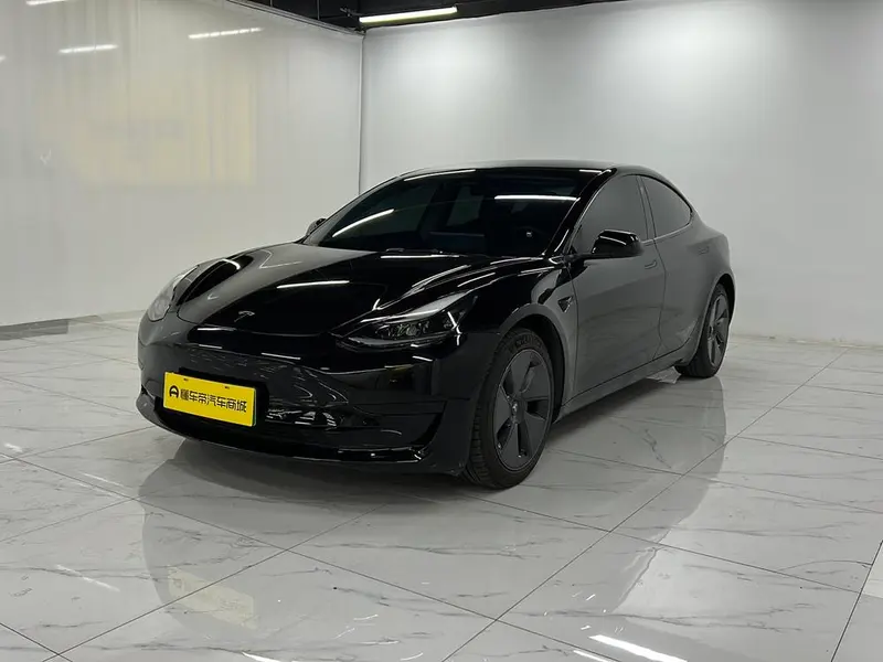 Tesla Model 3, 2021