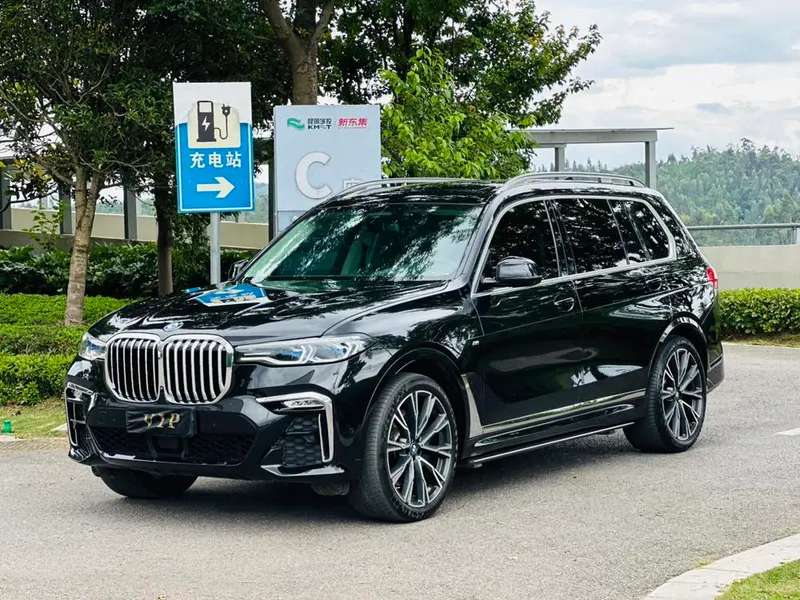 BMW X7, 2021