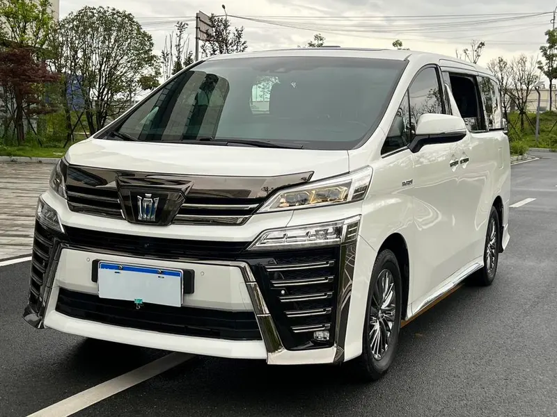 Toyota Vellfire, 2022