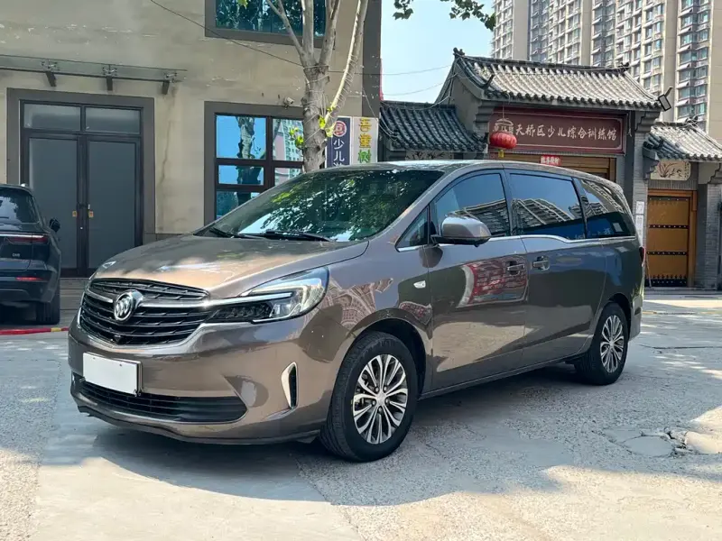 Buick GL8, 2022