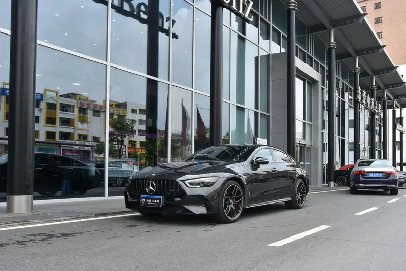 Mercedes-Benz AMG GT, 2025
