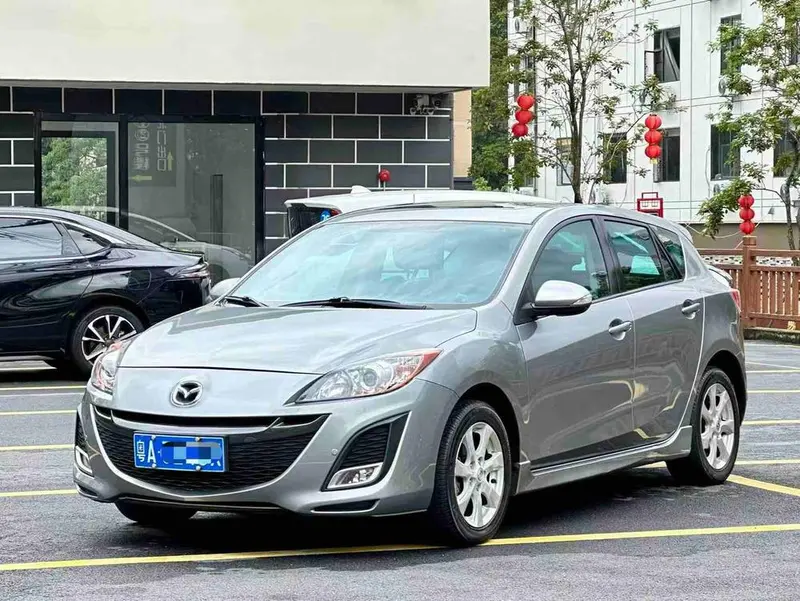 Mazda 3 Xingcheng, 2012