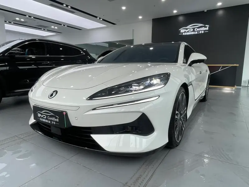 Denza Z9 GT DM, 2024