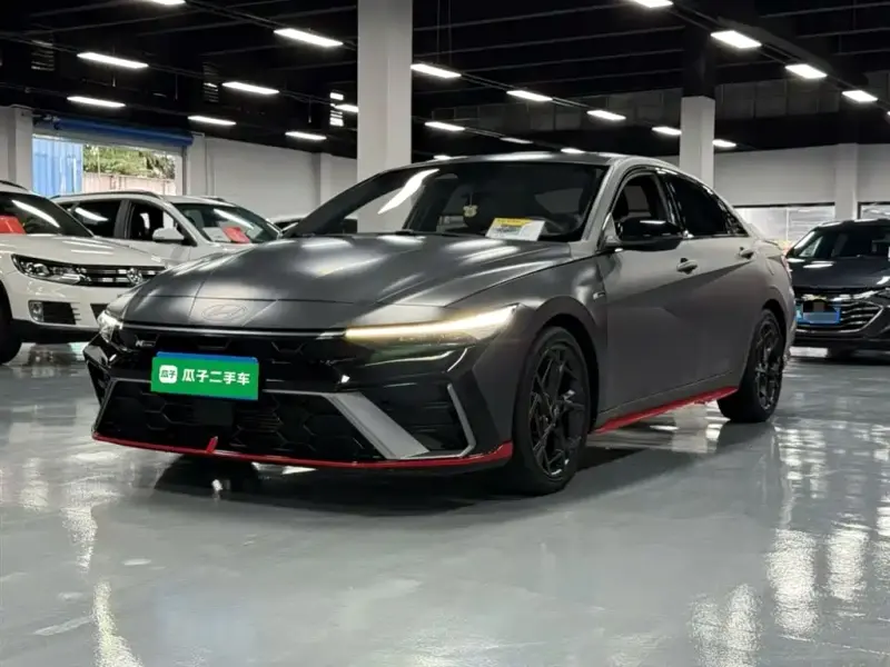 Hyundai Elantra, 2024