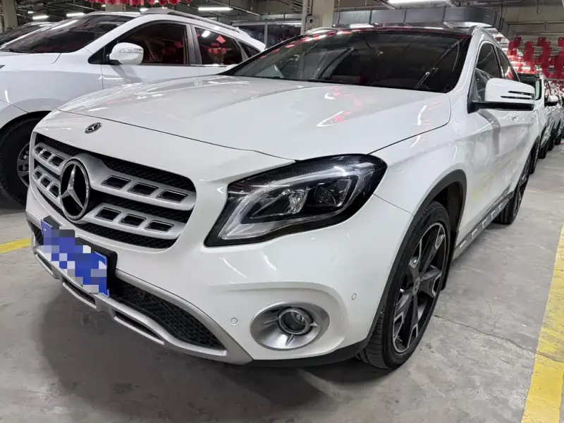 Mercedes-Benz GLA, 2018