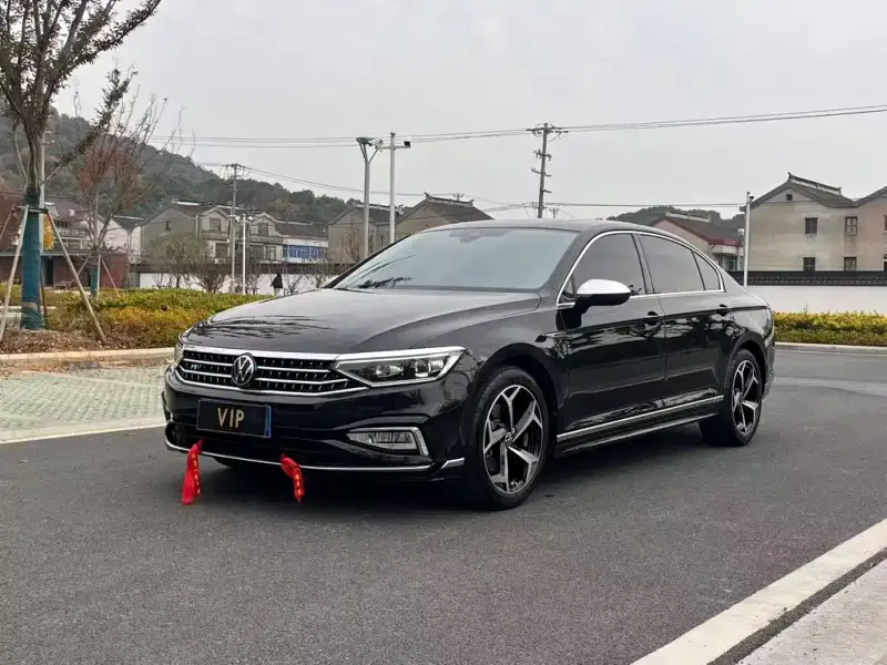 Volkswagen Magotan, 2023