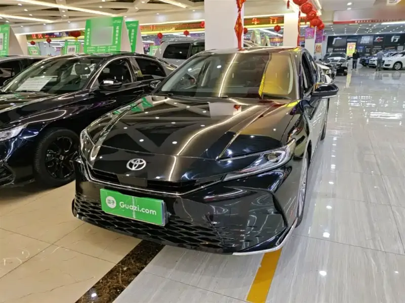 Toyota Camry, 2025