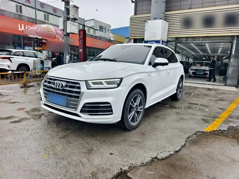 Audi Q5L, 2019