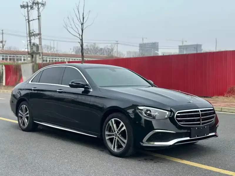 Mercedes-Benz E-Class, 2022