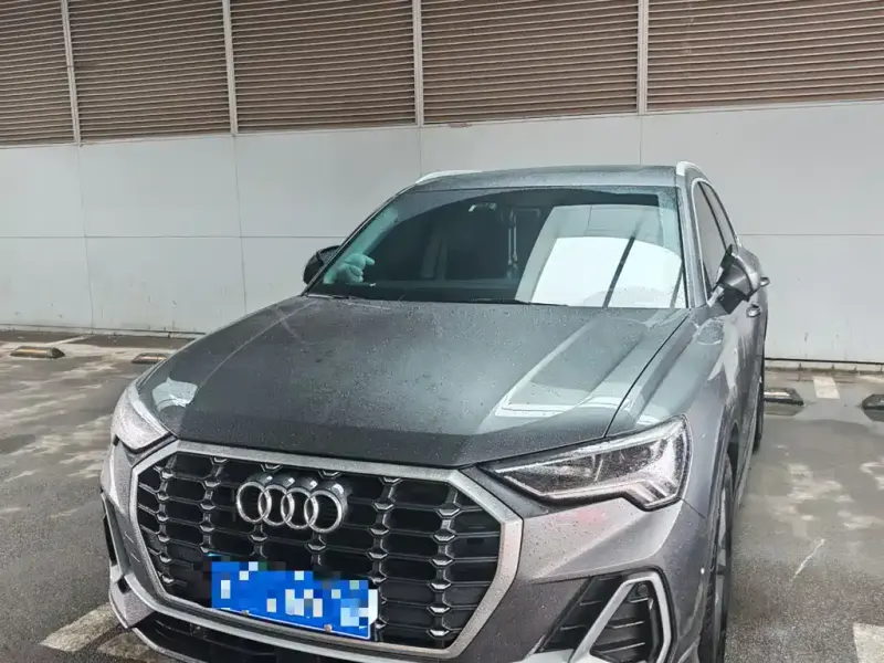 Audi Q3, 2023
