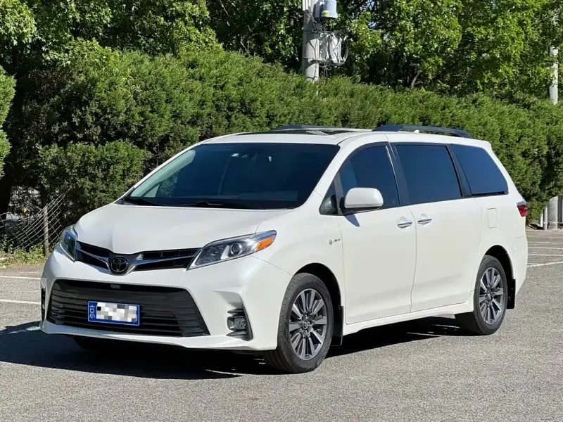 Toyota Sienna, 2019