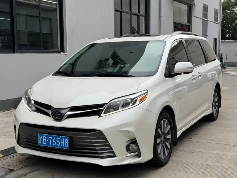 Toyota Sienna, 2022