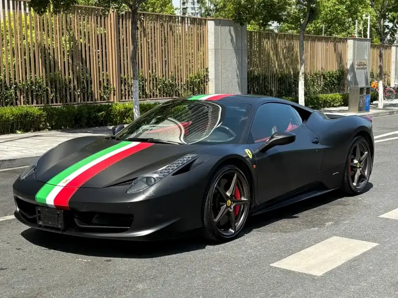 Ferrari 458, 2011