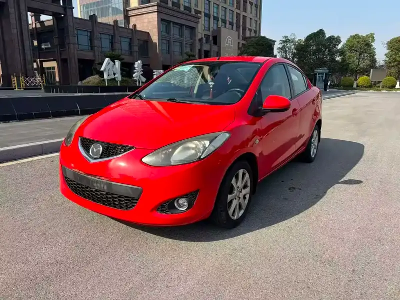 Mazda 2, 2010