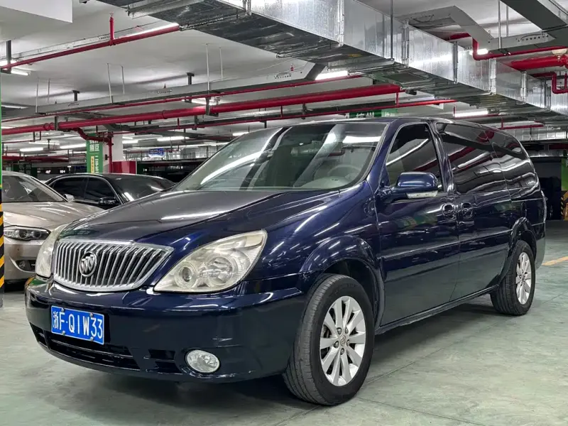 Buick GL8, 2015