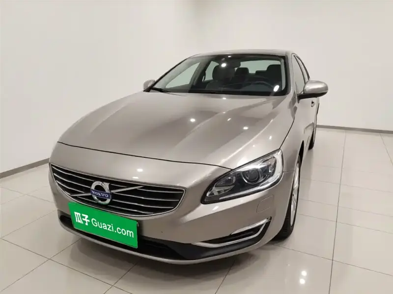 Volvo S60, 2014