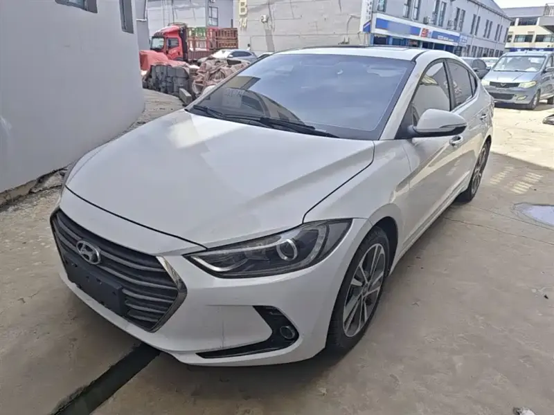 Hyundai Elantra, 2017