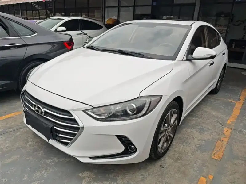 Hyundai Elantra, 2018