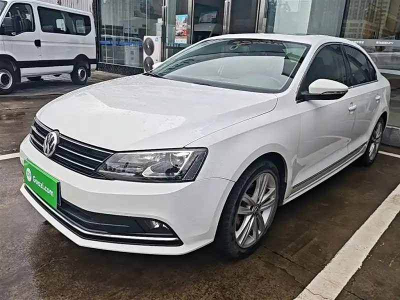 Volkswagen Sagitar, 2016