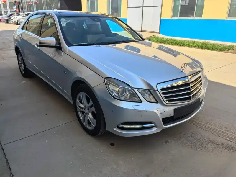 Mercedes-Benz E-Class, 2011