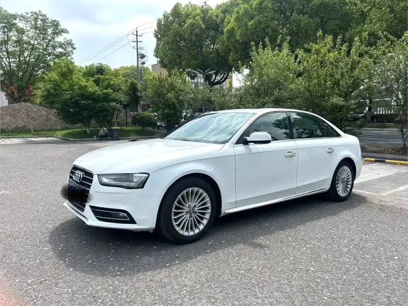 Audi A4L, 2016